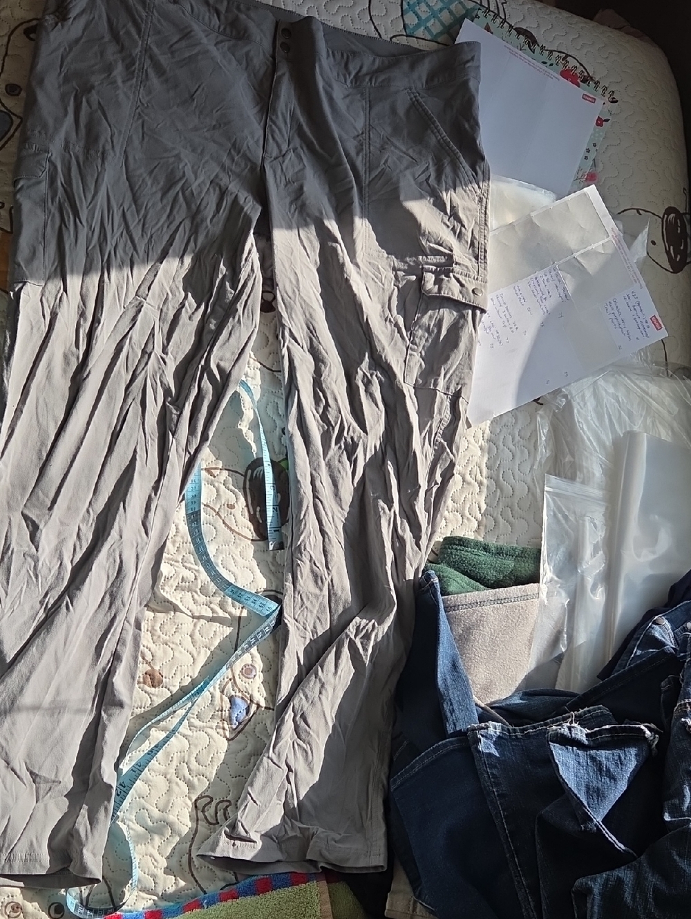 Columbia Light Gray Trail Pants with Logo Embroidery